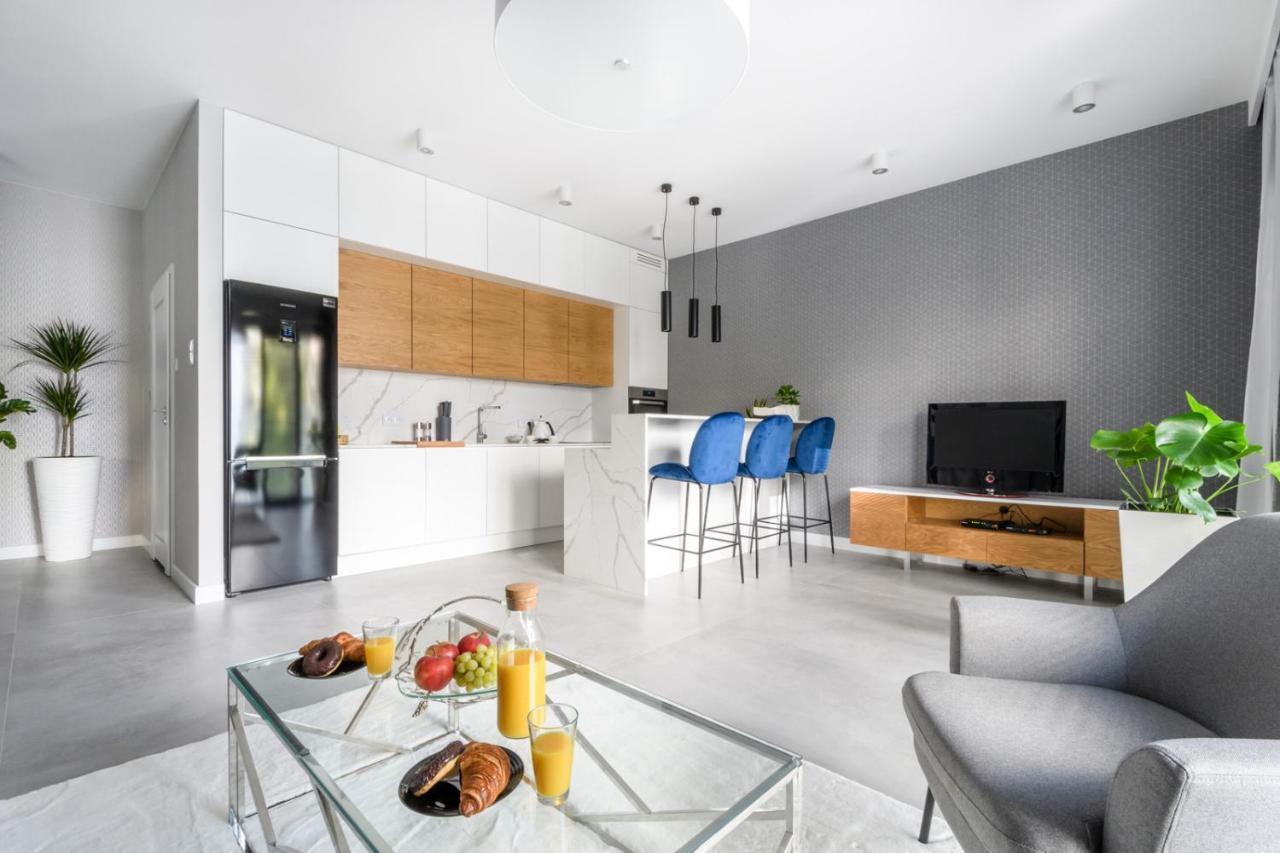 Zlota Luxury Apartments Warschau Exterior foto