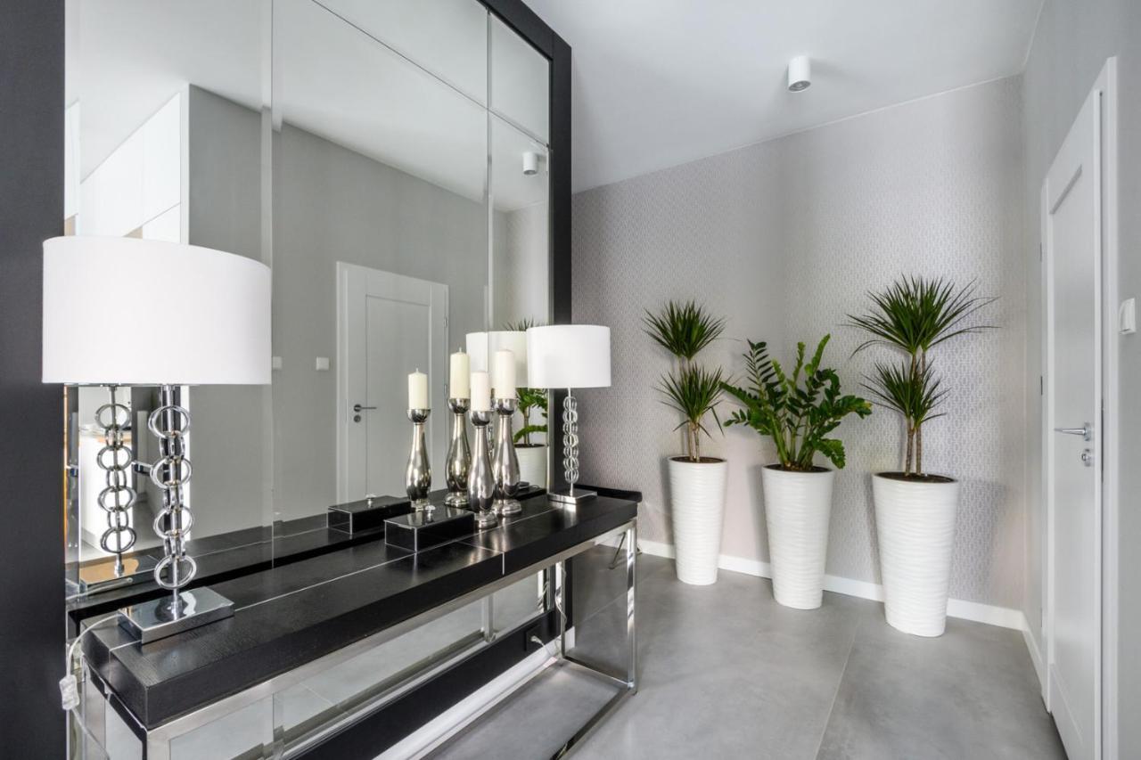 Zlota Luxury Apartments Warschau Exterior foto