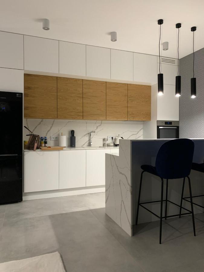 Zlota Luxury Apartments Warschau Exterior foto