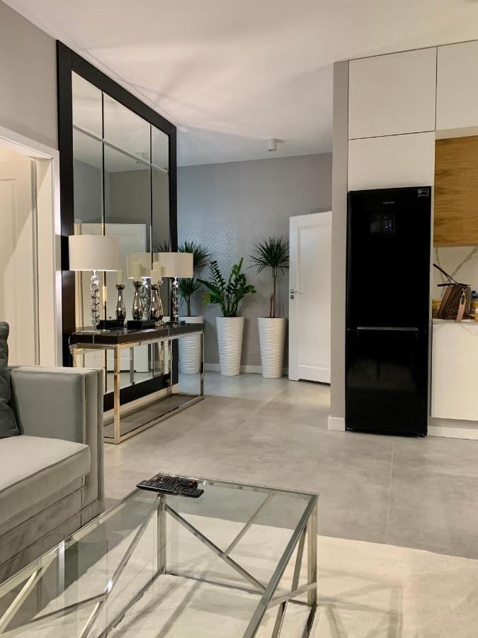 Zlota Luxury Apartments Warschau Exterior foto