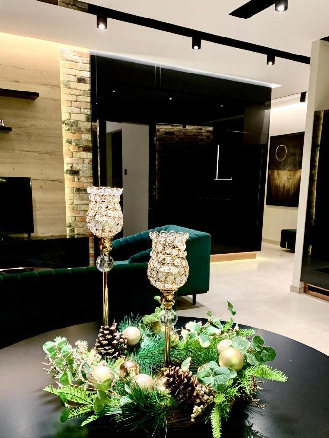 Zlota Luxury Apartments Warschau Exterior foto